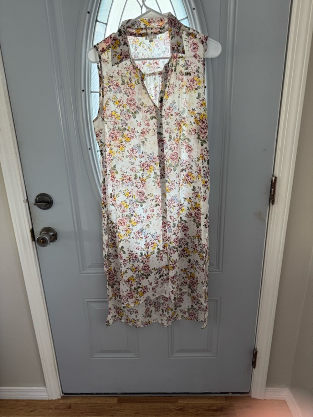 Spense Sleeveless Floral long shirt